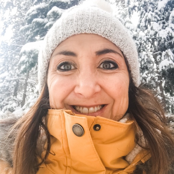 Hi! I’m Jo. I’m a 5’2, 120lb (ish) pear-shape who loves boho & classic clothes - Picture 3 of 14